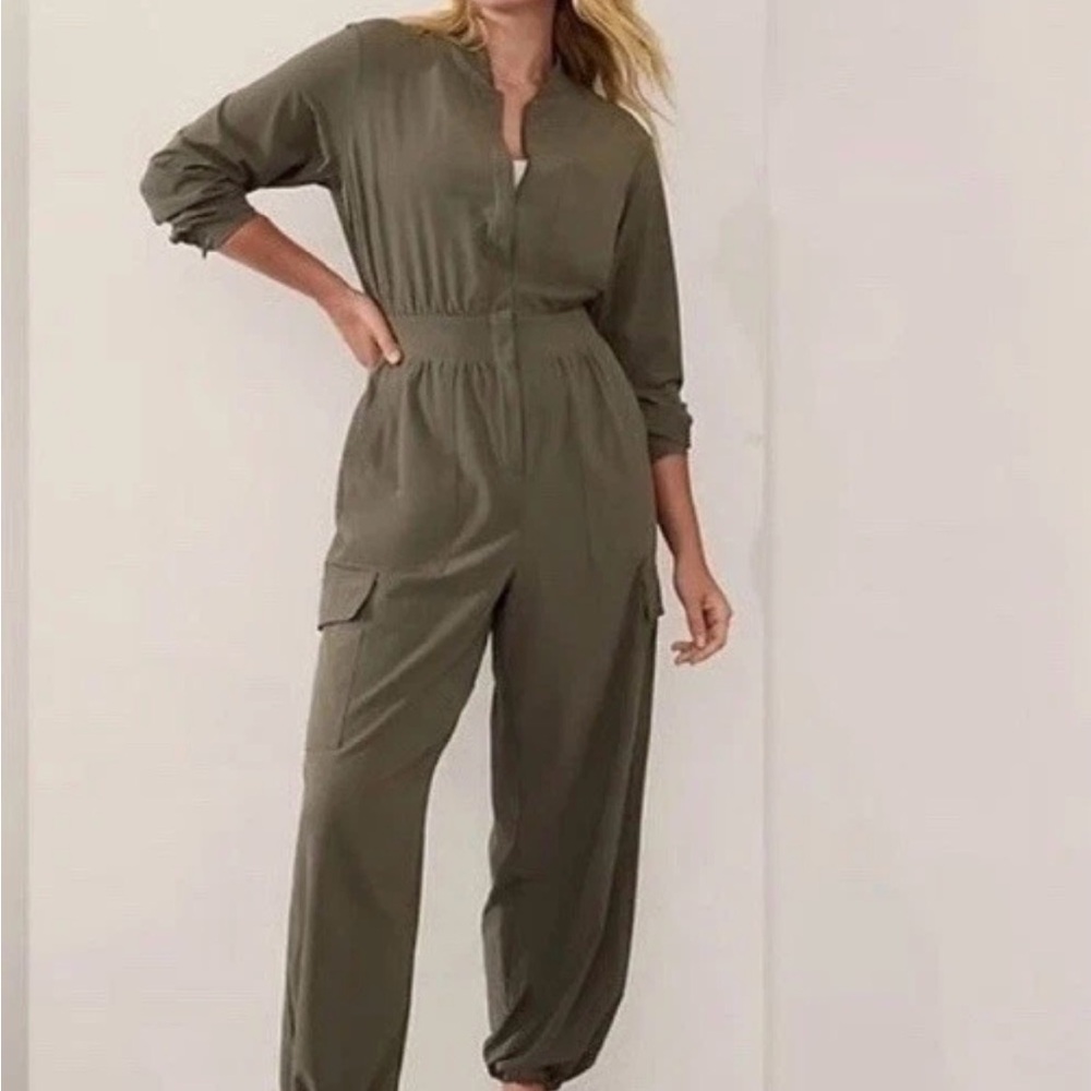 NWT ATHLETA Brooklyn Long Sleeve Jumpsuit Sz 6 | Moss Green